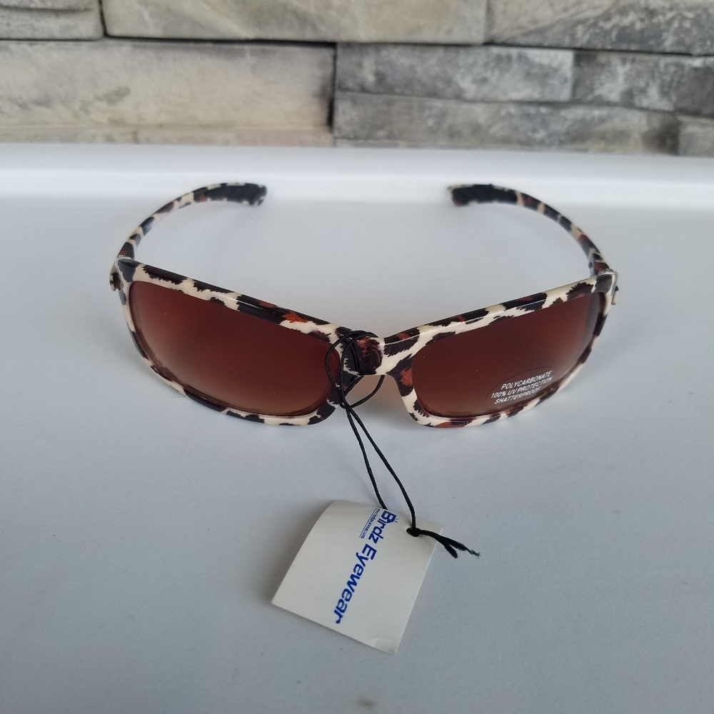 Birdz Eyewear Catbird Women Fashion Sunglasses Leopard Frame Brown Gradient Lens